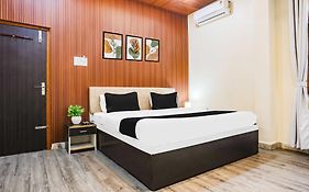 Hotel O Varanasi Sant Ravidas Smarak Park